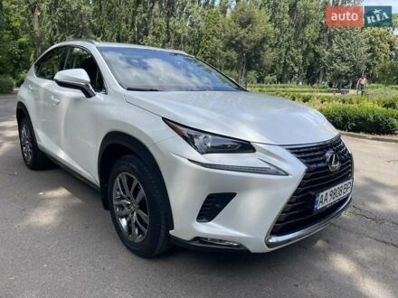 Білий Лексус НХ, об'ємом двигуна 1.99 л та пробігом 77 тис. км за 32500 $, фото 1 на Automoto.ua