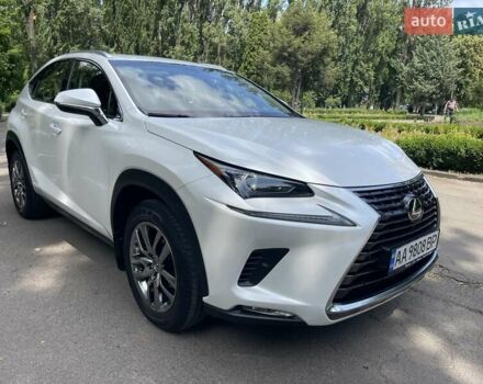 Білий Лексус НХ, об'ємом двигуна 1.99 л та пробігом 77 тис. км за 32500 $, фото 1 на Automoto.ua