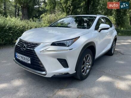 Лексус НХ 2019 в Киеве на Automoto.ua Белый Лексус НХ, объемом двигателя 1.99 л и пробегом 77 тыс. км за 32500 $, фото 1 на Automoto.ua
