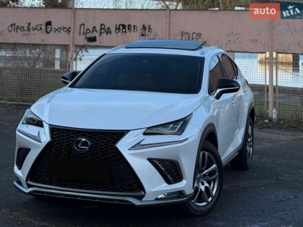 Білий Лексус НХ, об'ємом двигуна 2 л та пробігом 55 тис. км за 33000 $, фото 1 на Automoto.ua