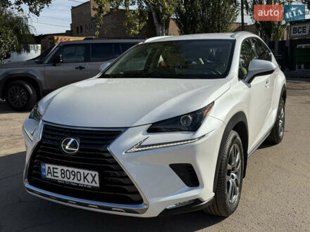 Лексус НХ 2019 в Кривом Роге на Automoto.ua Белый Лексус НХ, объемом двигателя 1.99 л и пробегом 72 тыс. км за 33500 $, фото 1 на Automoto.ua