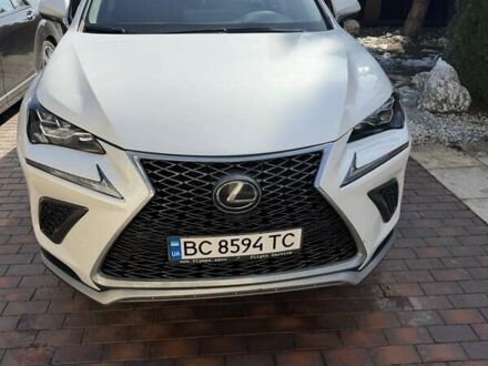 Білий Лексус НХ, об'ємом двигуна 2.49 л та пробігом 162 тис. км за 26000 $, фото 1 на Automoto.ua