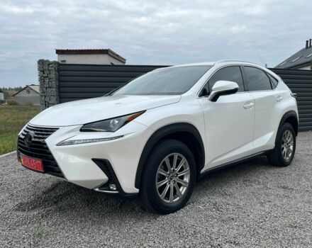 Белый Лексус НХ, объемом двигателя 2 л и пробегом 75 тыс. км за 26000 $, фото 1 на Automoto.ua