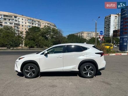 Лексус НХ 2020 у Одесі на Automoto.ua Білий Лексус НХ, об'ємом двигуна 2.49 л та пробігом 65 тис. км за 30900 $, фото 1 на Automoto.ua