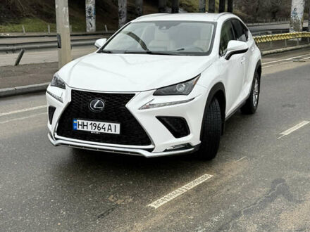 Белый Лексус НХ, объемом двигателя 2.49 л и пробегом 86 тыс. км за 32000 $, фото 1 на Automoto.ua