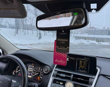 Белый Лексус НХ, объемом двигателя 2 л и пробегом 23 тыс. км за 32300 $, фото 1 на Automoto.ua