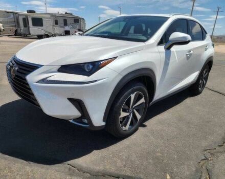 Білий Лексус НХ, об'ємом двигуна 2.5 л та пробігом 20 тис. км за 13500 $, фото 1 на Automoto.ua