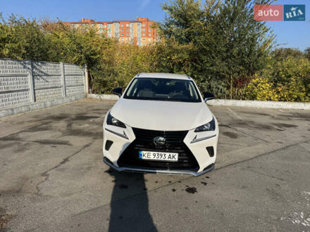 Лексус НХ 2021 у Дніпро (Дніпропетровську) на Automoto.ua Білий Лексус НХ, об'ємом двигуна 1.99 л та пробігом 18 тис. км за 36800 $, фото 1 на Automoto.ua