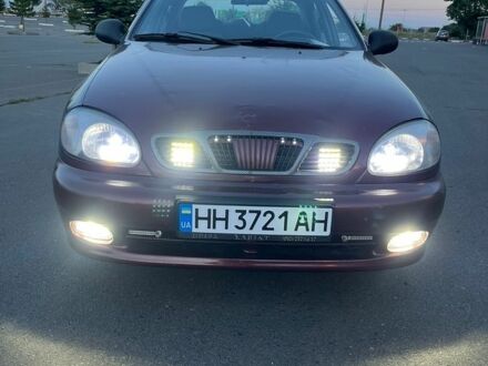 Белый Лексус НХ, объемом двигателя 2 л и пробегом 65 тыс. км за 30054 $, фото 1 на Automoto.ua