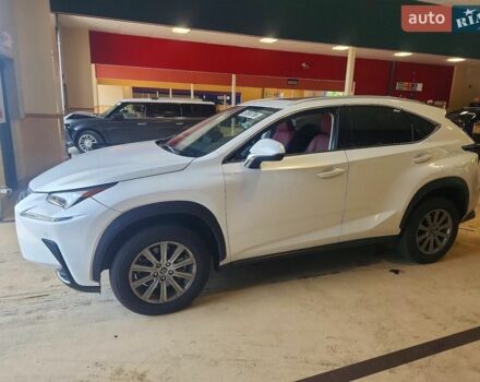 Білий Лексус НХ, об'ємом двигуна 2 л та пробігом 89 тис. км за 9500 $, фото 1 на Automoto.ua