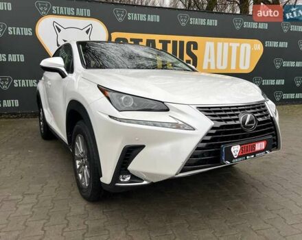 Белый Лексус НХ, объемом двигателя 2 л и пробегом 23 тыс. км за 32000 $, фото 1 на Automoto.ua
