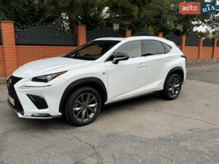 Білий Лексус НХ, об'ємом двигуна 2 л та пробігом 91 тис. км за 32800 $, фото 1 на Automoto.ua