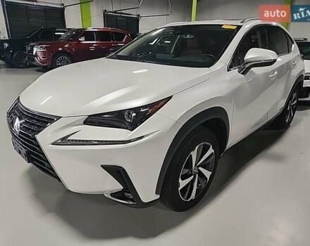 Білий Лексус НХ, об'ємом двигуна 2.5 л та пробігом 45 тис. км за 30000 $, фото 1 на Automoto.ua