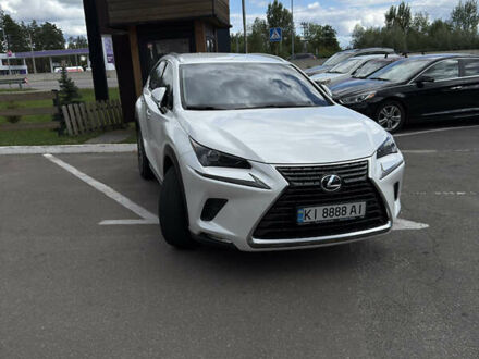 Лексус НХ 2021 в Киеве на Automoto.ua Белый Лексус НХ, объемом двигателя 2 л и пробегом 87 тыс. км за 39499 $, фото 1 на Automoto.ua