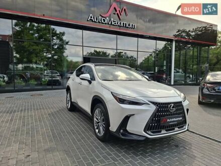 Лексус НХ 2022 в Одессе на Automoto.ua Белый Лексус НХ, объемом двигателя 2.49 л и пробегом 17 тыс. км за 52900 $, фото 1 на Automoto.ua