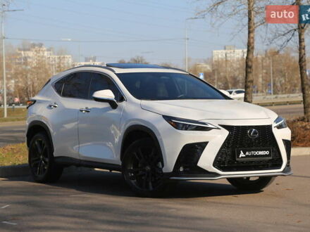 Лексус НХ 2023 в Киеве на Automoto.ua Белый Лексус НХ, объемом двигателя 2.49 л и пробегом 17 тыс. км за 65900 $, фото 1 на Automoto.ua