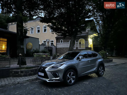 Лексус НХ 2021 у Львові на Automoto.ua Бежевий Лексус НХ, об'ємом двигуна 2.49 л та пробігом 47 тис. км за 35800 $, фото 1 на Automoto.ua