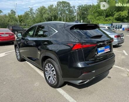 Чорний Лексус НХ, об'ємом двигуна 2 л та пробігом 38 тис. км за 34500 $, фото 4 на Automoto.ua