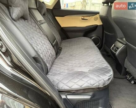 Черный Лексус НХ, объемом двигателя 2.49 л и пробегом 150 тыс. км за 27400 $, фото 9 на Automoto.ua