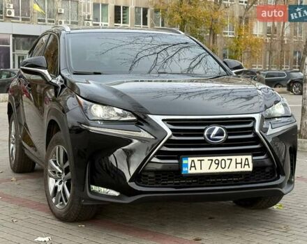Черный Лексус НХ, объемом двигателя 2.49 л и пробегом 150 тыс. км за 27400 $, фото 1 на Automoto.ua