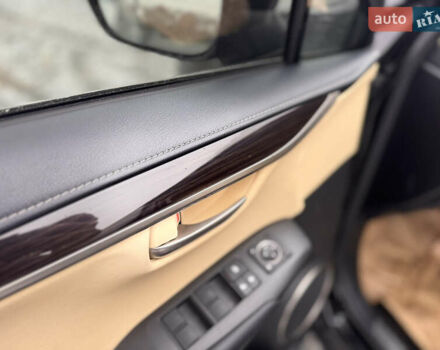 Черный Лексус НХ, объемом двигателя 2.5 л и пробегом 224 тыс. км за 24300 $, фото 18 на Automoto.ua