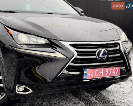 Черный Лексус НХ, объемом двигателя 2.5 л и пробегом 224 тыс. км за 24300 $, фото 3 на Automoto.ua
