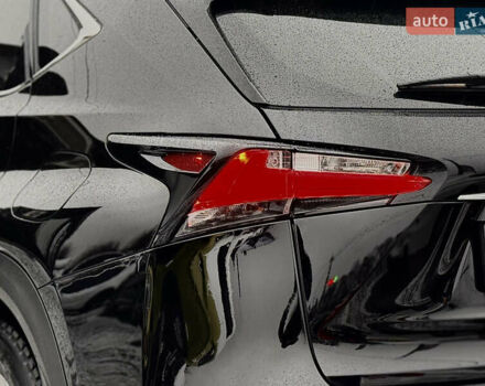 Черный Лексус НХ, объемом двигателя 2.5 л и пробегом 224 тыс. км за 24300 $, фото 27 на Automoto.ua
