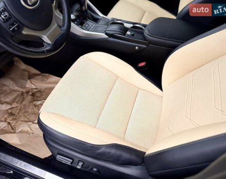 Черный Лексус НХ, объемом двигателя 2.5 л и пробегом 224 тыс. км за 24300 $, фото 11 на Automoto.ua