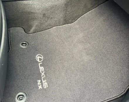 Чорний Лексус НХ, об'ємом двигуна 2 л та пробігом 106 тис. км за 22999 $, фото 26 на Automoto.ua