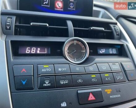 Черный Лексус НХ, объемом двигателя 2 л и пробегом 96 тыс. км за 24490 $, фото 25 на Automoto.ua