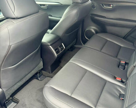 Чорний Лексус НХ, об'ємом двигуна 2 л та пробігом 106 тис. км за 22999 $, фото 23 на Automoto.ua