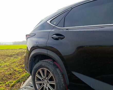 Чорний Лексус НХ, об'ємом двигуна 2 л та пробігом 160 тис. км за 14900 $, фото 2 на Automoto.ua