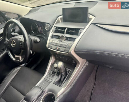 Чорний Лексус НХ, об'ємом двигуна 2 л та пробігом 106 тис. км за 22999 $, фото 29 на Automoto.ua