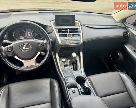 Чорний Лексус НХ, об'ємом двигуна 2 л та пробігом 106 тис. км за 22999 $, фото 18 на Automoto.ua