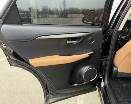 Черный Лексус НХ, объемом двигателя 1.9 л и пробегом 179 тыс. км за 25000 $, фото 21 на Automoto.ua