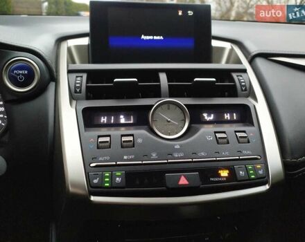 Черный Лексус НХ, объемом двигателя 2.5 л и пробегом 190 тыс. км за 26500 $, фото 13 на Automoto.ua