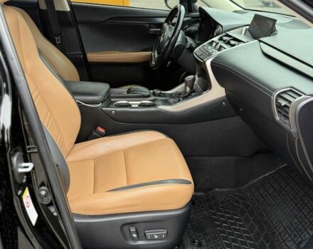 Черный Лексус НХ, объемом двигателя 1.9 л и пробегом 179 тыс. км за 25000 $, фото 10 на Automoto.ua