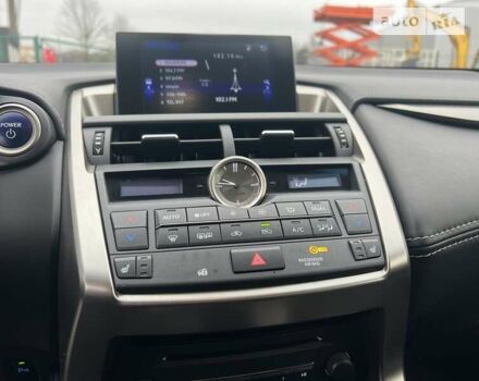 Черный Лексус НХ, объемом двигателя 2.5 л и пробегом 161 тыс. км за 29500 $, фото 31 на Automoto.ua