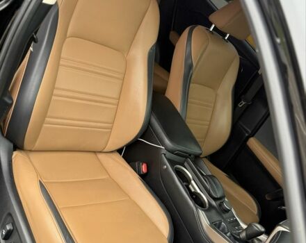 Черный Лексус НХ, объемом двигателя 1.9 л и пробегом 179 тыс. км за 25000 $, фото 11 на Automoto.ua