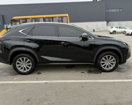 Черный Лексус НХ, объемом двигателя 1.9 л и пробегом 179 тыс. км за 25000 $, фото 3 на Automoto.ua