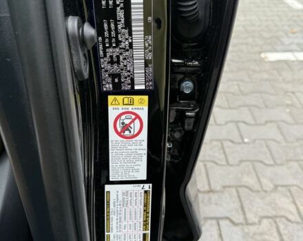 Черный Лексус НХ, объемом двигателя 1.9 л и пробегом 179 тыс. км за 25000 $, фото 5 на Automoto.ua