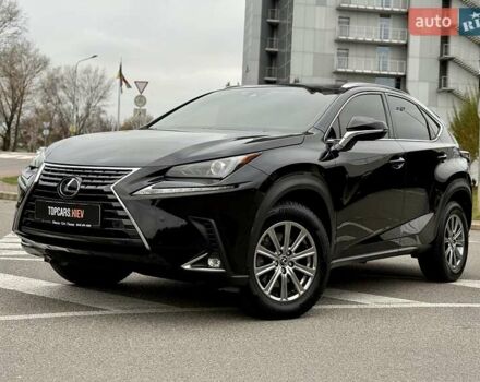 Черный Лексус НХ, объемом двигателя 2 л и пробегом 68 тыс. км за 28700 $, фото 4 на Automoto.ua