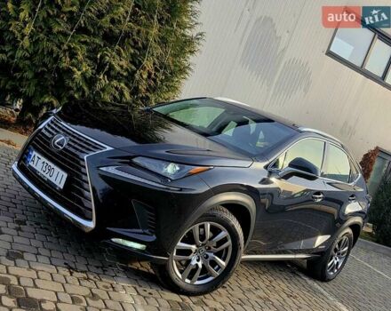Черный Лексус НХ, объемом двигателя 2.49 л и пробегом 150 тыс. км за 31750 $, фото 6 на Automoto.ua