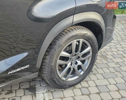 Черный Лексус НХ, объемом двигателя 2.49 л и пробегом 150 тыс. км за 31750 $, фото 20 на Automoto.ua