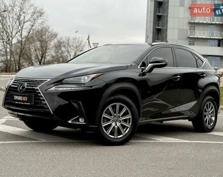 Черный Лексус НХ, объемом двигателя 2 л и пробегом 68 тыс. км за 28700 $, фото 5 на Automoto.ua