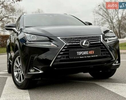 Черный Лексус НХ, объемом двигателя 2 л и пробегом 68 тыс. км за 28700 $, фото 27 на Automoto.ua