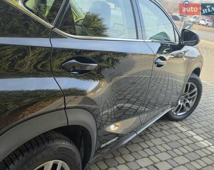 Черный Лексус НХ, объемом двигателя 2.49 л и пробегом 150 тыс. км за 31750 $, фото 33 на Automoto.ua