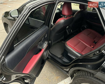 Черный Лексус НХ, объемом двигателя 2 л и пробегом 138 тыс. км за 23999 $, фото 11 на Automoto.ua