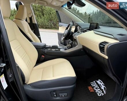 Черный Лексус НХ, объемом двигателя 2 л и пробегом 68 тыс. км за 28700 $, фото 30 на Automoto.ua