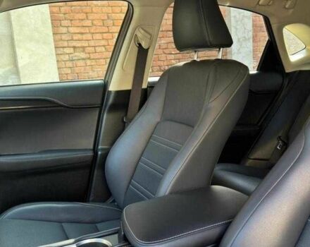 Чорний Лексус НХ, об'ємом двигуна 2 л та пробігом 117 тис. км за 17500 $, фото 9 на Automoto.ua